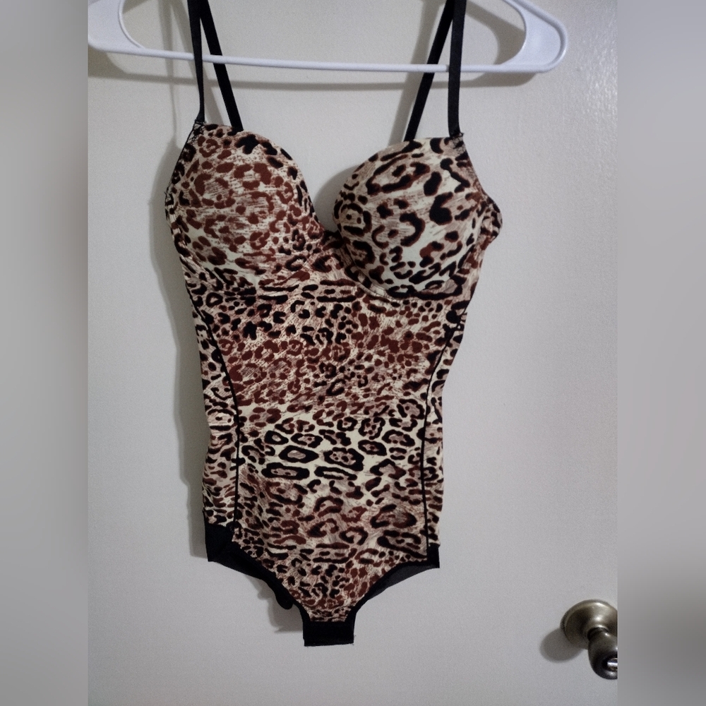 🟧Woman's Leopard Underwire Lingerie/Snap Crotch